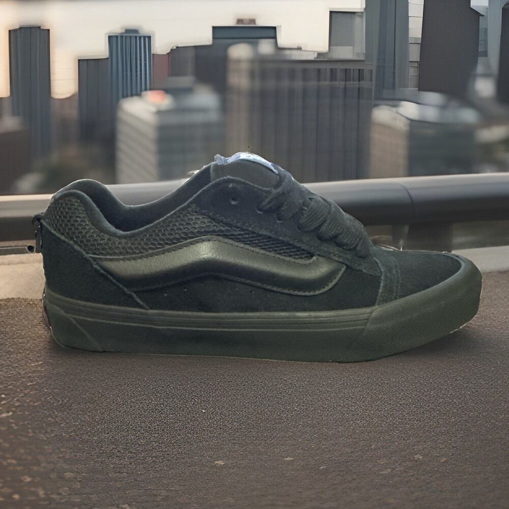 New Kids Size 5 Vans Knu Skool Black Skate Shoes VN000EGCGDY